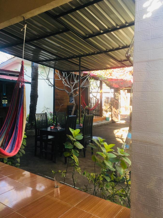 The Joe Bungalow Quần đảo Gili Ngoại thất bức ảnh