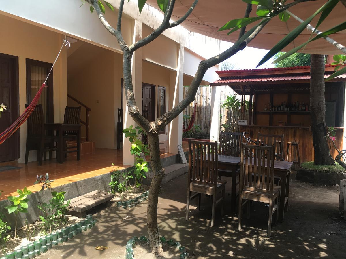 The Joe Bungalow Quần đảo Gili Ngoại thất bức ảnh